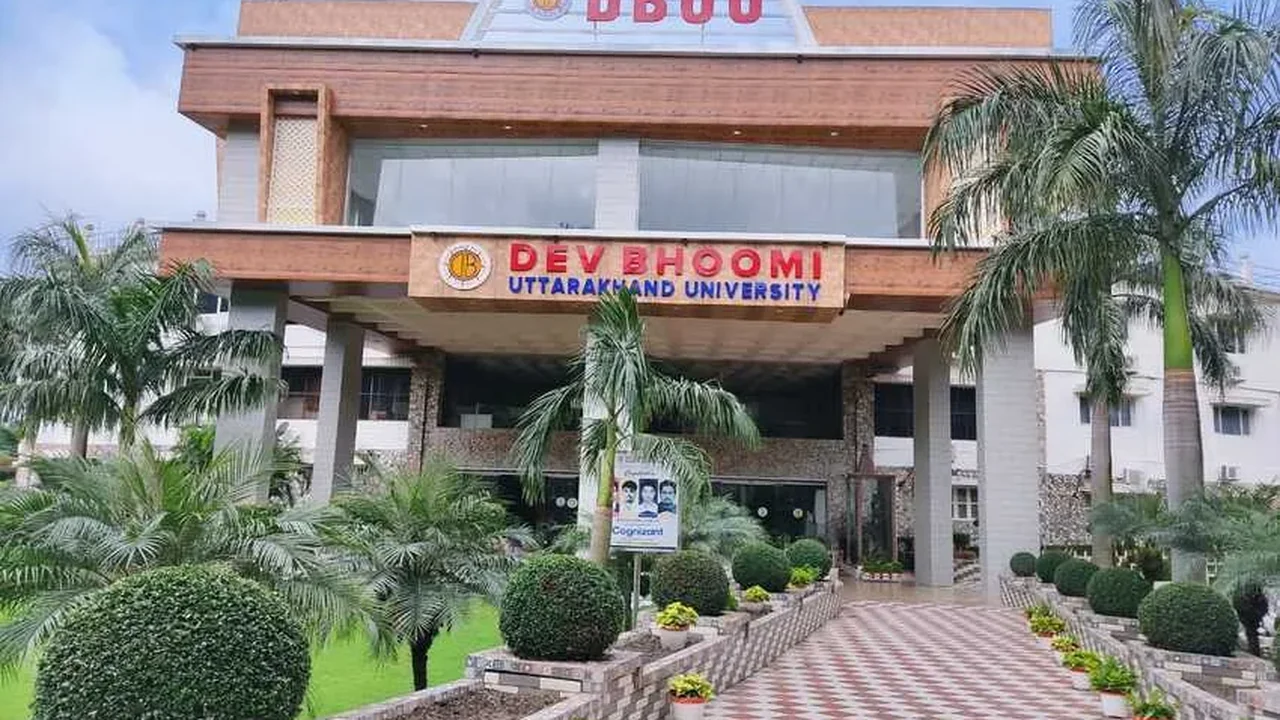Doon Global University (DBS)